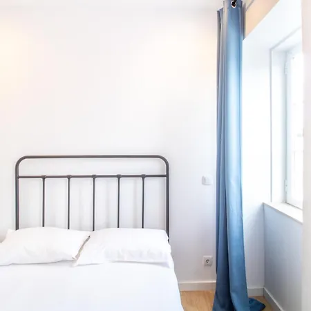 アパート Serafina 1st Floor 2br With Swimingpool